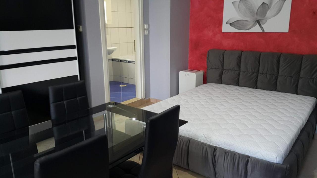 Hope House Apartment Кавала Екстериор снимка